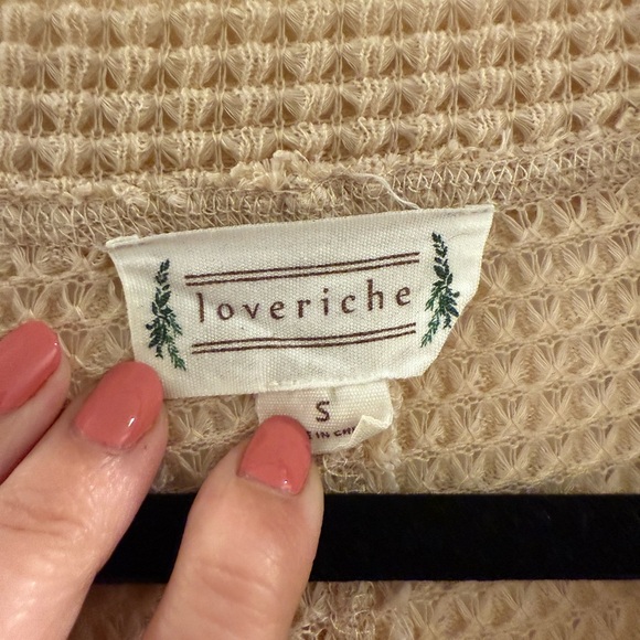 LOVERICHE V-NECK WAFFLE BALLOON SLEEVE KNIT TOP Beige Cream Womens Small - Picture 8 of 9